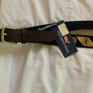 Size 36 Boston Bruins vineyard vines belt